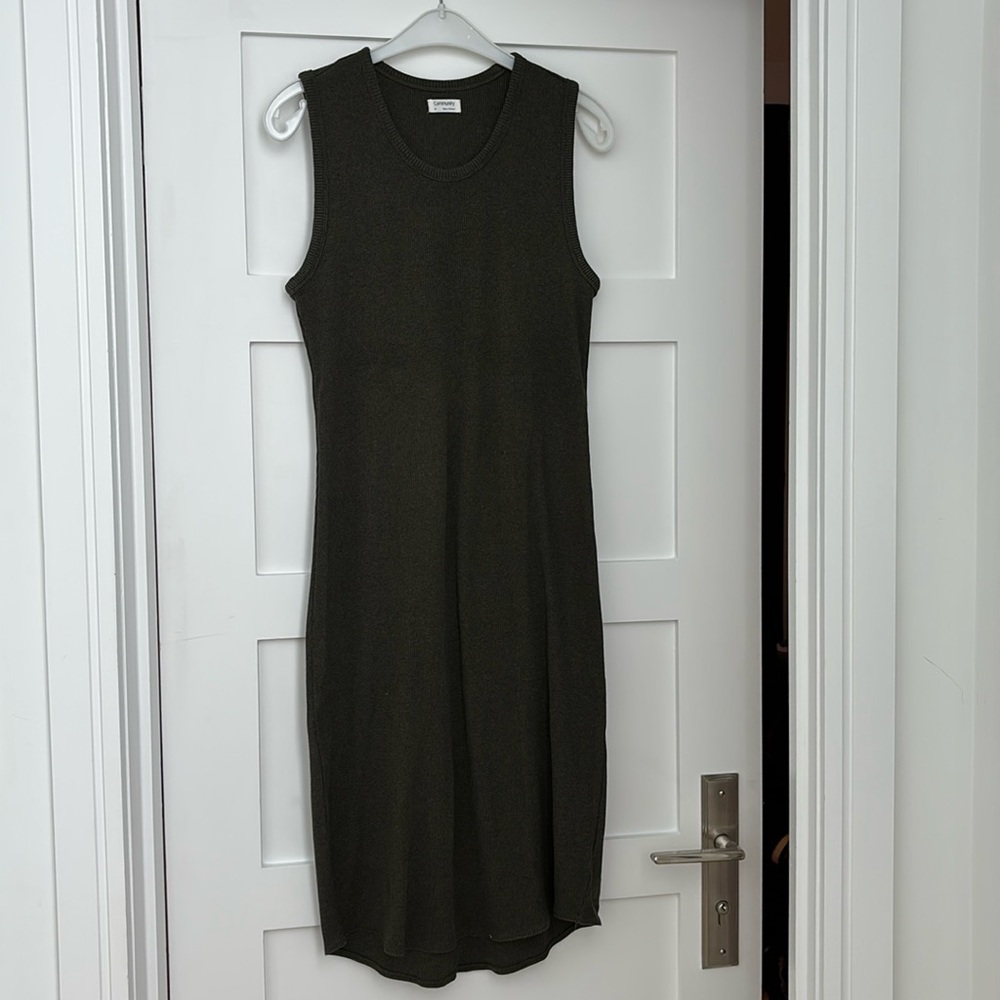 Community (aritzia) army green stretchy midi tank dress M